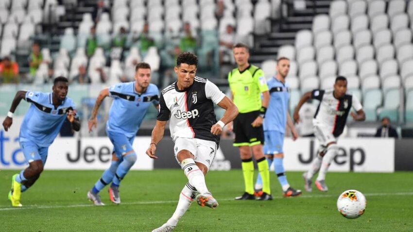 RONALDO BEZ PAUZE Sa rezervistima Juventusa napada Zlatnu kopačku!