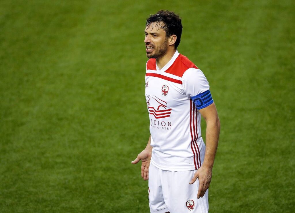 Bivši kapiten Crvene zvezde završio karijeru 1 nikola-mikic-kraj-karijere