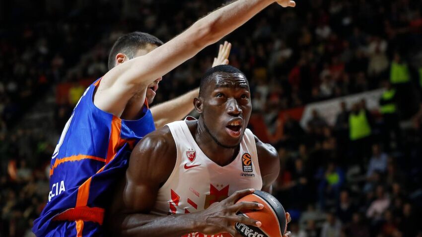 VALENSIJA JE SVE JAČA Centar produžio ugovor na dve godine