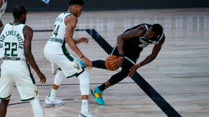 “SUDIJA, RAZBIĆU GA!” Adetokumbo želeo fizički okršaj sa protivnikom (VIDEO)