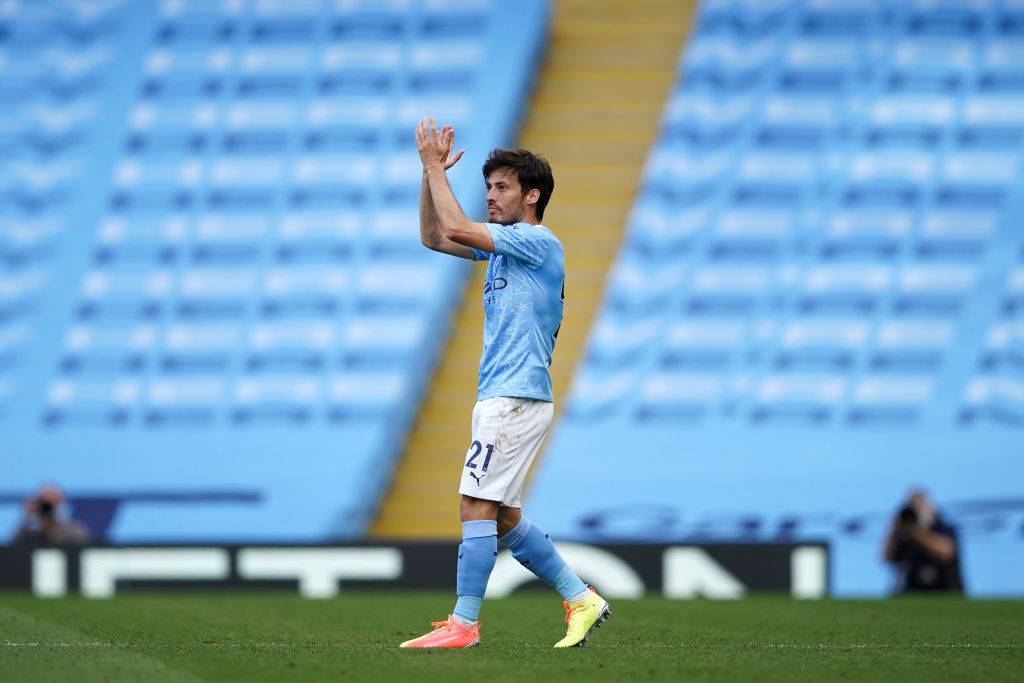 david-silva-dobija-statuu-mancester-siti
