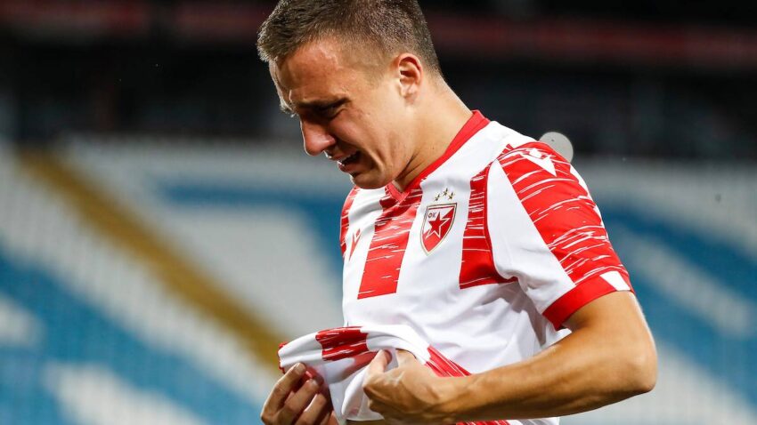 SUZE ZA KRAJ Emotivan oproštaj Jovičića od Crvene zvezde! (FOTO)