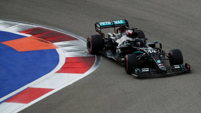 HAMILTON: Nemoguće je pobediti u svakoj trci