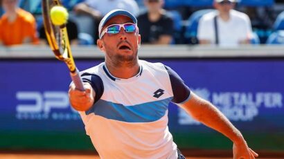 Troicki kao “srećni gubitnik” igra u Sankt Peterburgu
