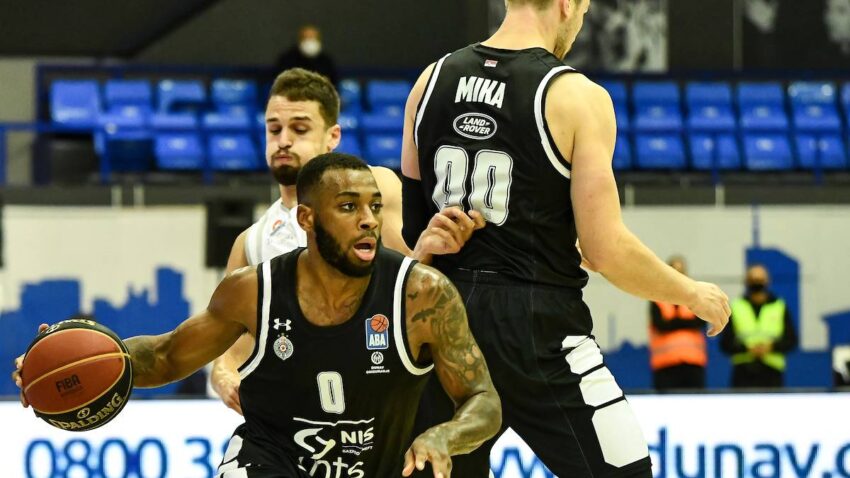 LITVANAC MVP Teodosić i Mekintajer u petorci kola