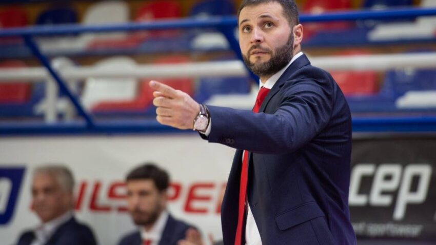 Zvanično: Vlada Jovanović na klupi Cibone!