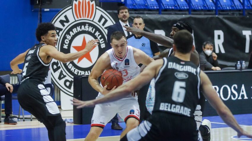 Srušili Partizan pa u tim kola