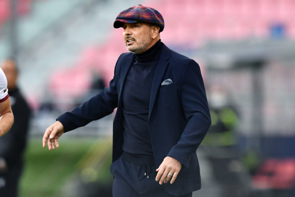 sinisa mihajlovic-bolonja-fiorentina-srbi-serija a-djenova-teren-blato-bes