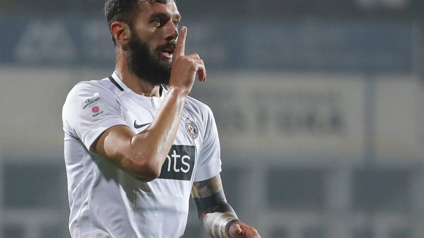 Partizan silan protiv Radnika na jubileju Stanojevića