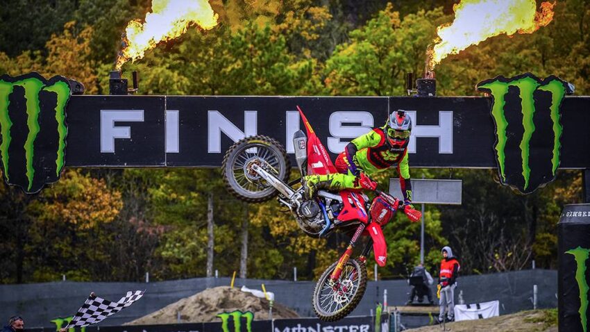 NASTAVLJA DA DOMINIRA! Gajser ponovo šampion u motokrosu