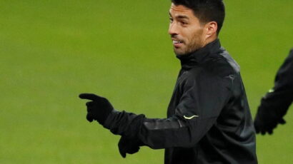 OVO SAMO NJEMU MOŽE DA SE DESI: Bizaran razlog zbog kog je Suarez dobio žuti karton