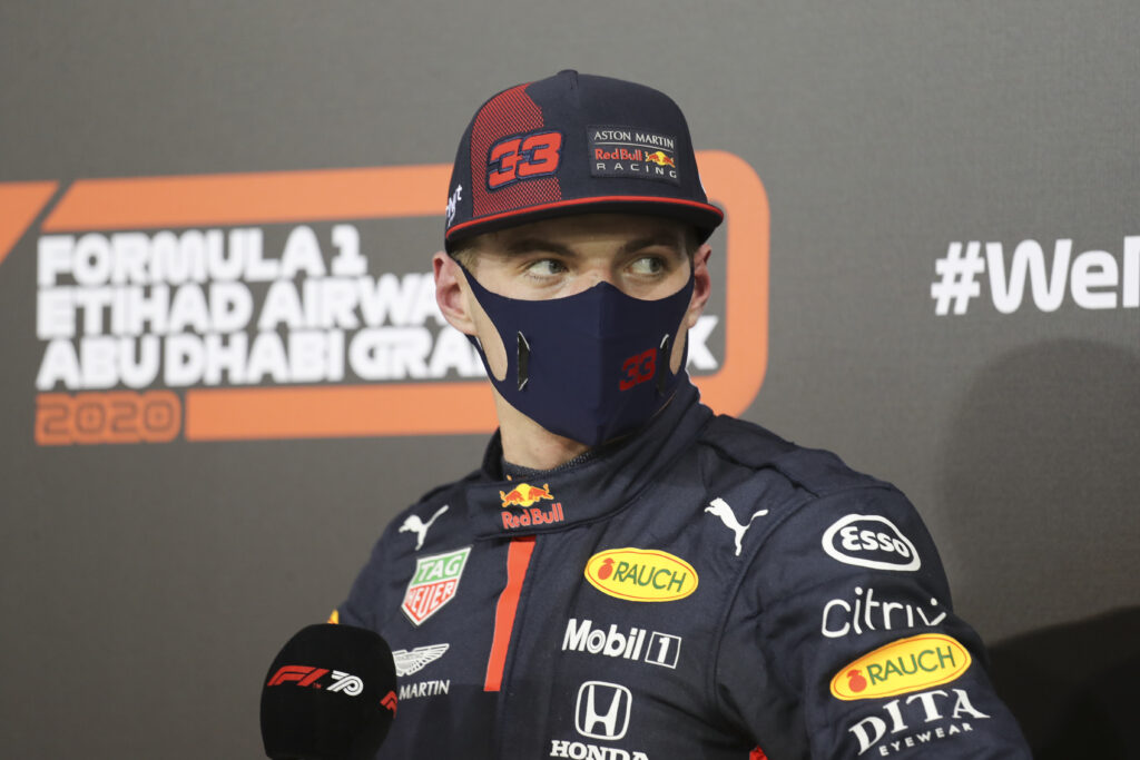 maks-ferstapen-red-bul-mercedes-velika-nagrada-abu-dabija