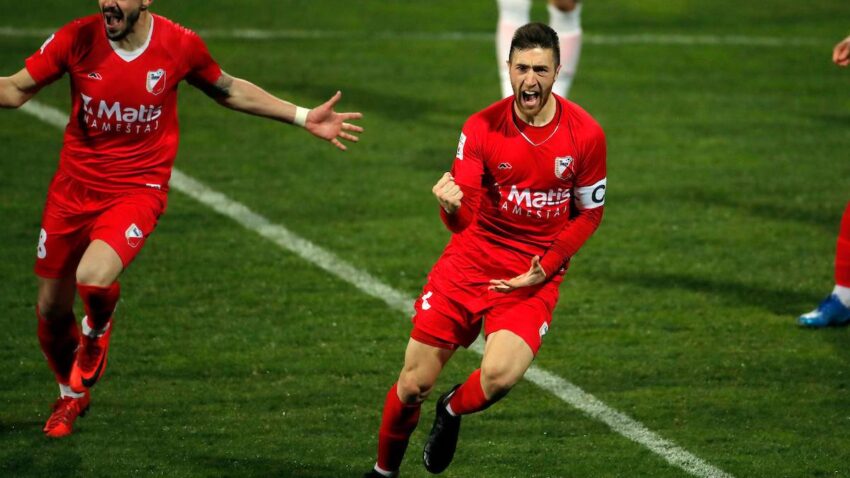 I TO SE DESILO: Javor slavio posle tri meseca preokretom protiv Napretka!