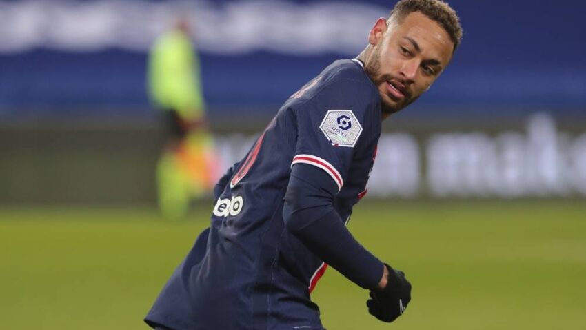 Palo mu je mnogo teško, Nejmar se jada na Tviteru