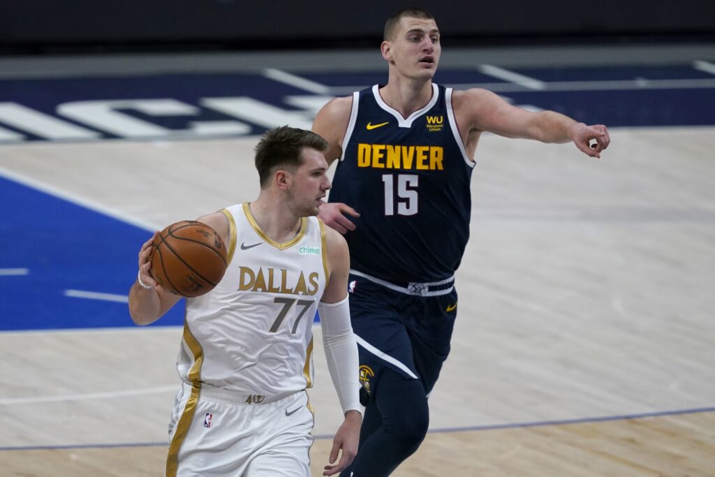 nba-dalas-denver-jokić-dončić