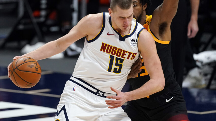 U TOME JE NJEGOVA VELIČINA: Dok se svet divi Jokiću, on hvali Lilarda!