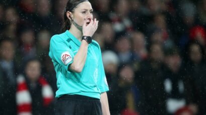 VAR i sudije u Premijer ligi – loša kombinacija: Bizarna situacija na utakmici Mančester sitija (VIDEO)