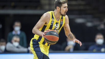 Šved odličan, ali se Fenerbahče poigrao Himkijem!
