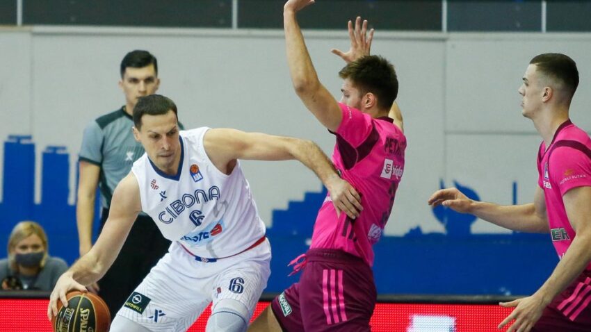 Mega grabi ka plej-ofu, pala i Cibona