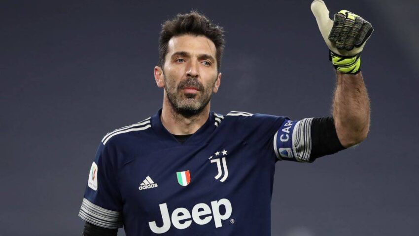 Ma, kakva penzija?! Bufon ima 43 godine i planira da napusti Juventus