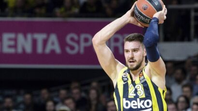 POVRATAK KUĆI: Gudurić samo jednom objavom oduševio navijače (FOTO)