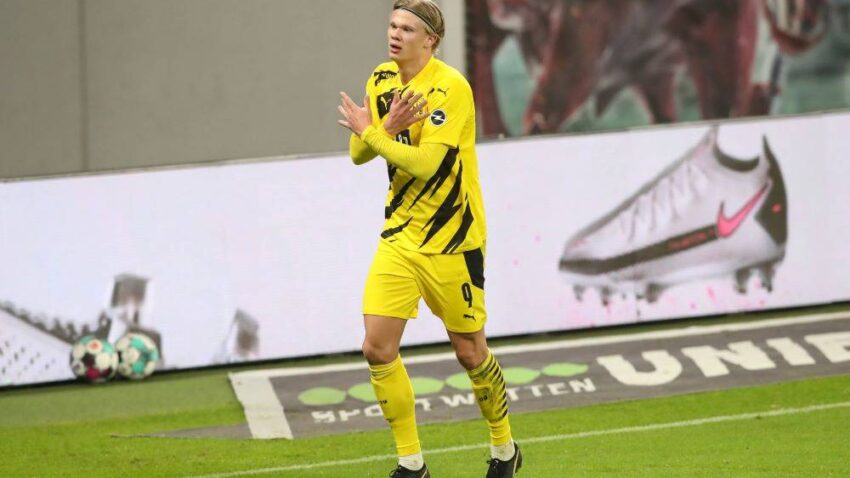 U DORTMUNDU NAŠLI ZAMENU ZA HALANDA: Italijan na meti Borusije!