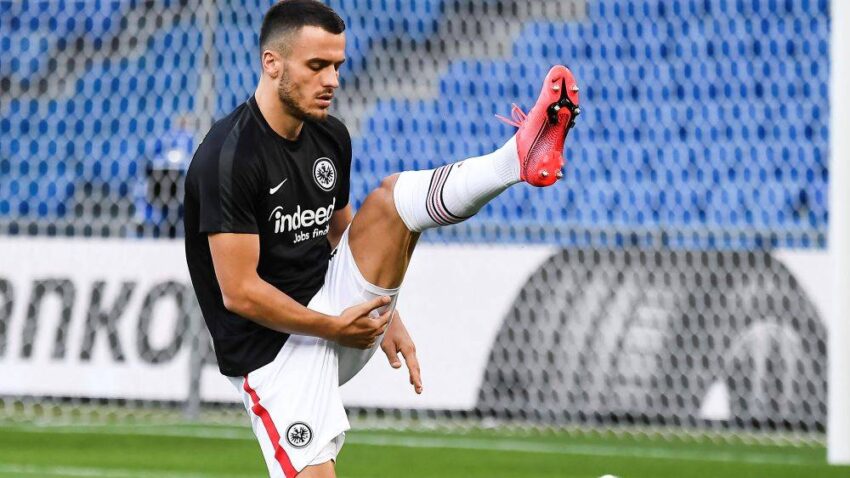 Tri koraka od istorije: Kostić obara rekord Ajntrahta!