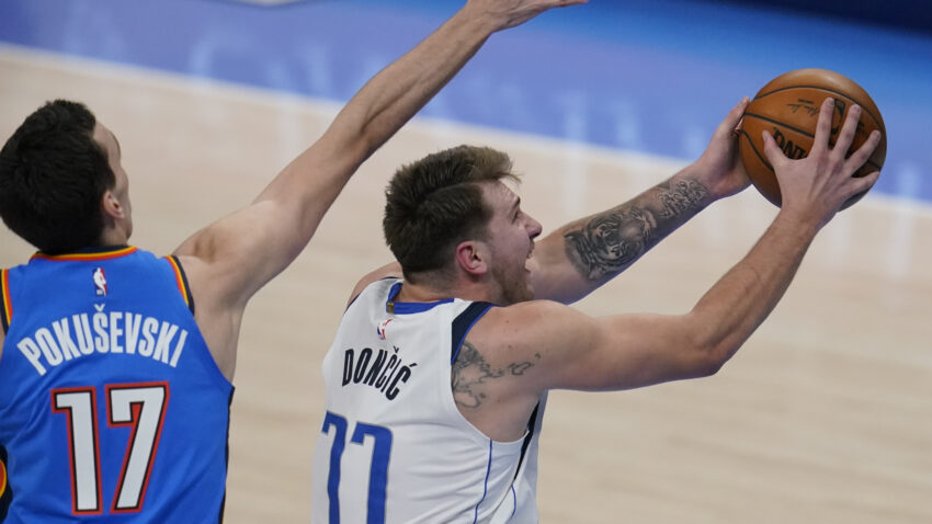 POKUŠEVSKI OD SJAJA DO OČAJA: Dončiću pobegao tripl-dabl u pobedi nad Oklahomom!