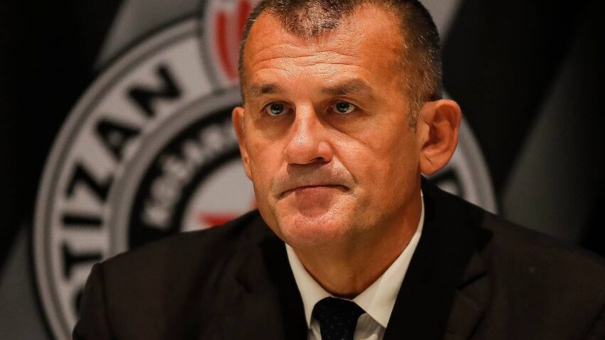 SAVIĆ POTKAČIO ZVEZDU: Samo u ABA ligi jedan klub igra sa dva tima!