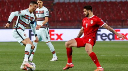 Aleksandar Mitrović ispred Kristijana Ronalda