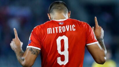 OŽENIO SE MITROVIĆ Fudbaler Fulama za “Zvezdin dan” morao da promeni kuma – Filipa Stojkovića zamenio Vujadin Savić!