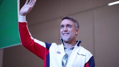 Lekcija maminim i tatinim sinovima: Batistuta, pa radi u kopirnici!?