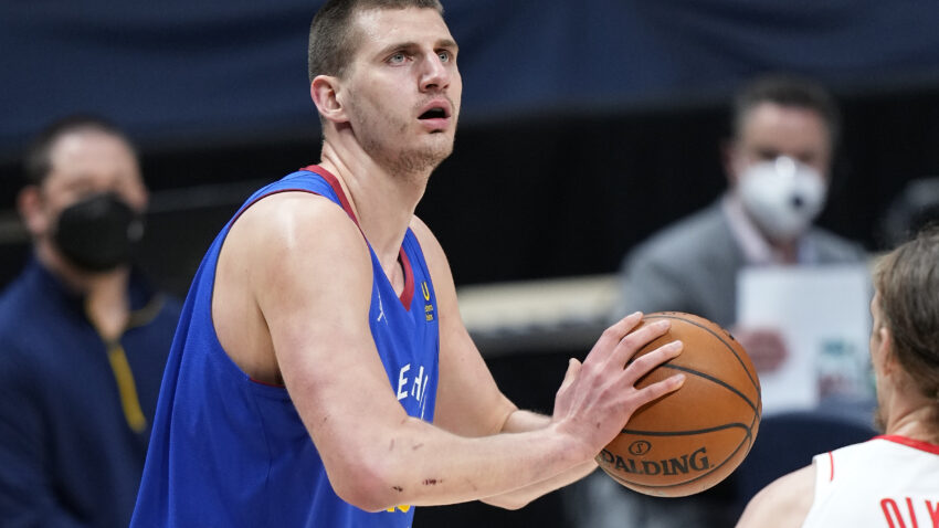 JEDAN IGRAČ NE ČINI TIM: Jokić i Lebron ipak ne mogu sami! (VIDEO)