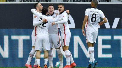 Ajntraht pokorio Dortmund, Kostić ponovo zablistao!