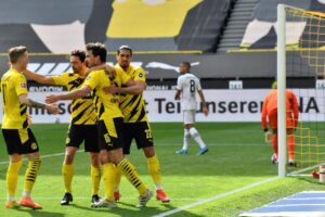OPET GOLEADA U NEMAČKOJ: Bajern opet postigao pet golova, Borusija stala na dva! 1 borusija dortmund-ajntraht-golovi-rezultat