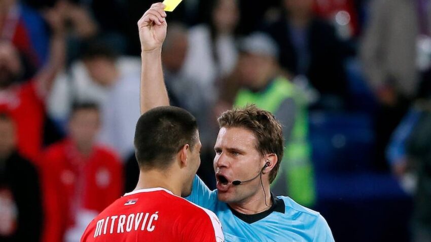 KRAJ: "Omiljeni" srpski sudija ide u penziju!