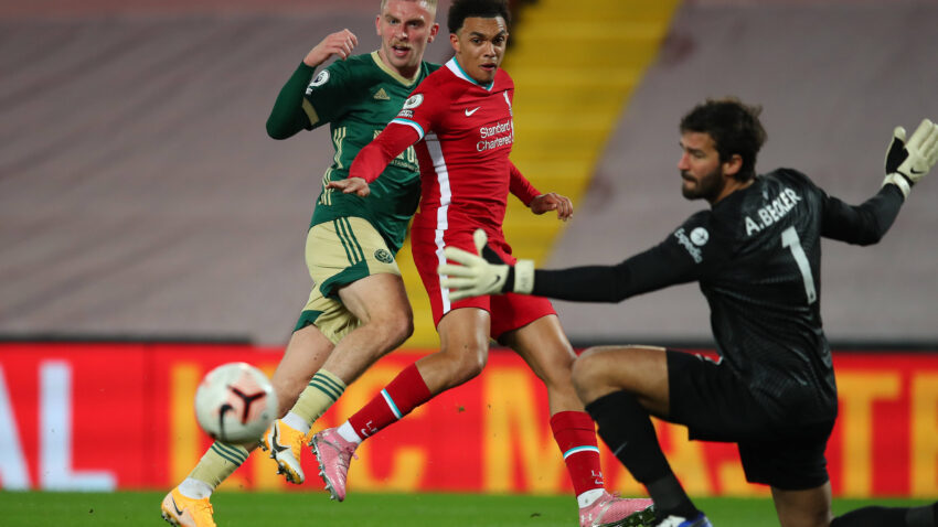 I ON IGRA PREMIJER LIGU? Platiš fudbalera silne milione, da bi se on tukao na ulici (VIDEO)