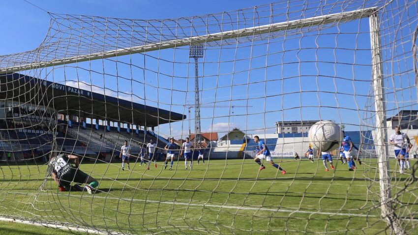 SUPER LIGA I FOTO-FINIŠ: Kalkulacija je mnogo, "davljenika" je PET i samo će DVA opstati