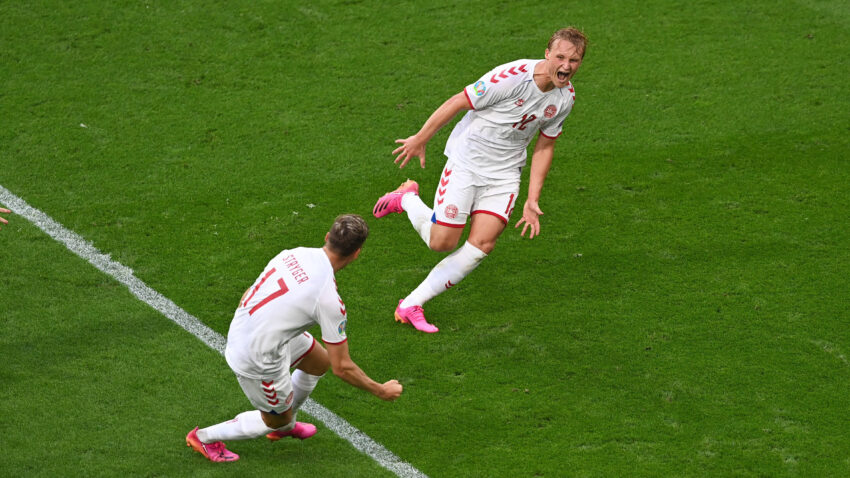 DANSKA ATOMSKI DO ČETVRTFINALA! Dolberg postao heroj, a nije trebalo uopšte da bude na terenu