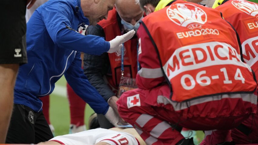 FUDBALSKI SVET SE MOLI: Stiže podrška za Eriksena! (FOTO)