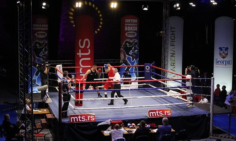 SJAJNO VEČE U BEOGRADU Zvezda bolja od Partizana u derbiju pod nebom na Malom Kalemegdanu