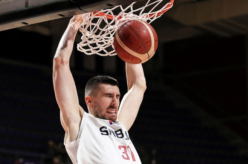 JOKIĆ POTVRDIO, ŠTA JE SA OSTALIMA? Može li Srbija nakon višedecenijske pauze do zlata? 7 ognjen dobrić-srbija-filipini-zakucavanje