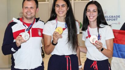 DOČEK ŠAMPIONA: Suze radosnice, dilema Mandićeve i Tijanina posveta (FOTO)