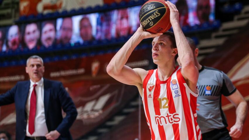 NAVIKLI SMO NA RUTU BEOGRAD - PODGORICA Aleksa Radanov na korak od transfera u Crnu Goru