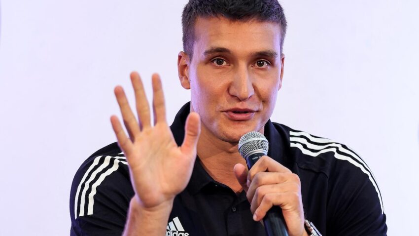 BOGDANOVIĆ ODUŠEVIO IZJAVOM O ĐOKOVIĆU: On je više od prijatelja, svi mogu da uče od njega!