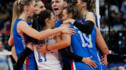 ŠAMPIONKE KRENULE U ODBRANU TRONA: Odbojkašice lako savladale Bosnu!