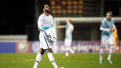 KRALJ OSTAO BEZ KRUNE: Urnebesan promašaj Kinga! (VIDEO)