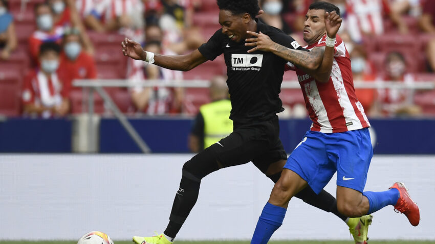 ŽELELA GA ZVEZDA, DOVODI GA SIMEONE: Transfer karijere, Mohika pred vratima Madrida!