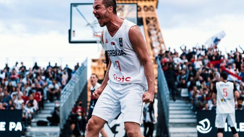 KRALJEVI SU SE VRATILI: Basketaši Srbije treći put zaredom šampioni Evrope!
