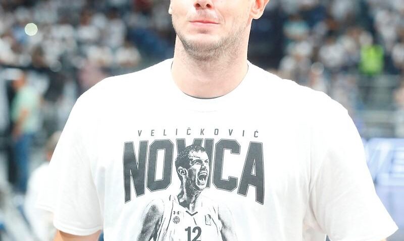 POVRATAK LEGENDE: Novica Veličković ponovo u košarci!